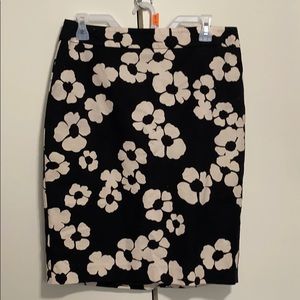 Loft black floral pencil skirt size 10